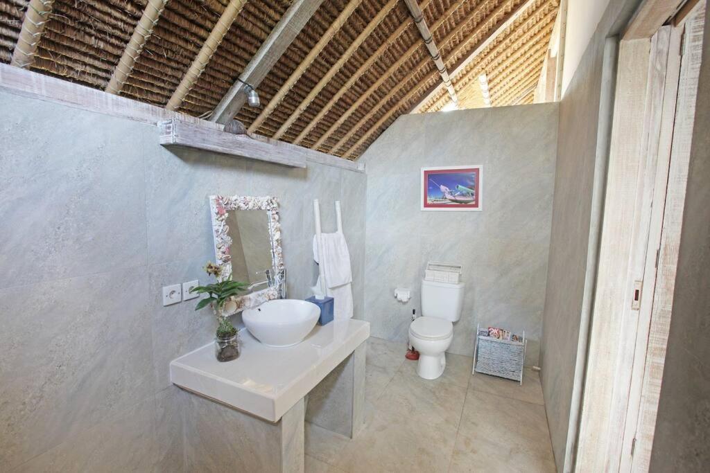 Villa Lumba Lumba - Oceanfront & Spectacular View! Nusa Lembongan  Bagian luar foto